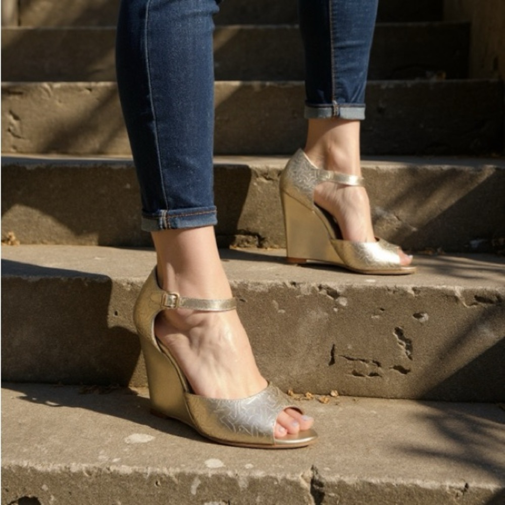 🥳 PROMO! NATURAL BREEZE WEDGE / OPEN TOE